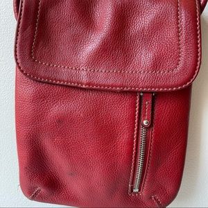 Vintage Tignanello Red cross body pebble leather bag. EUC very soft